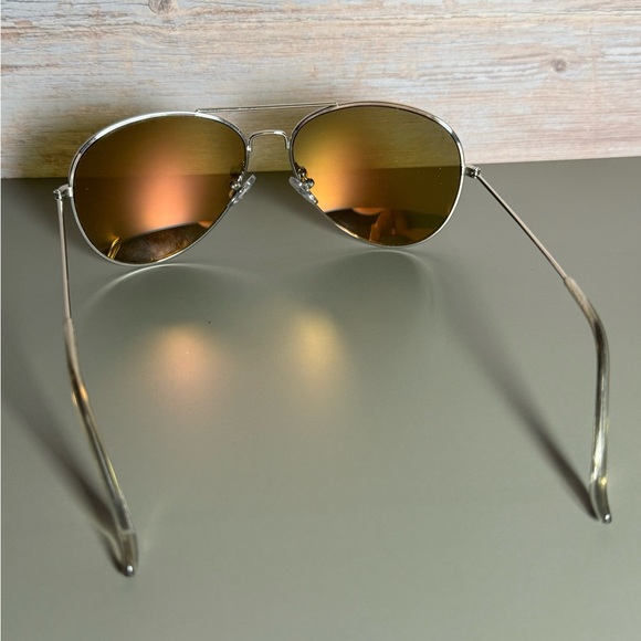 Silver Frame Cop Style Panama Jack aviator sunglasses GUC - Picture 5 of 5